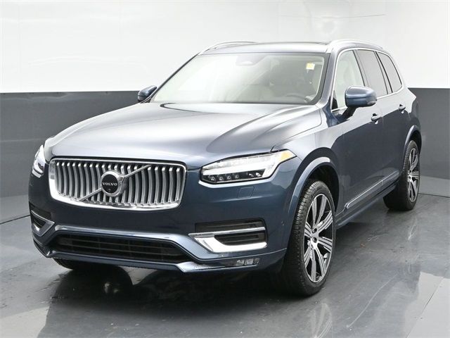 2025 Volvo XC90 Plus