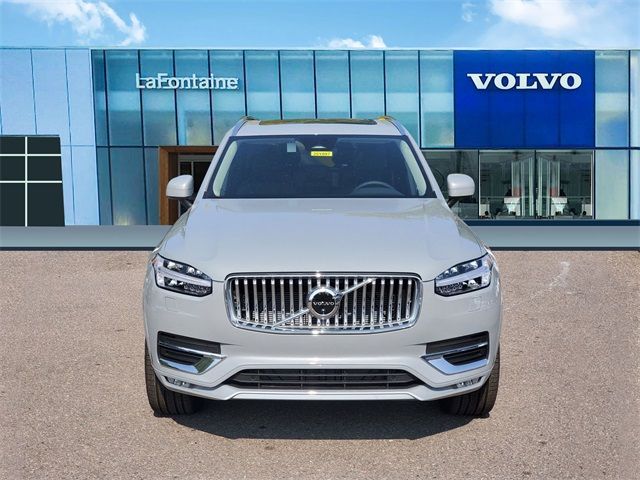 2025 Volvo XC90 Plus