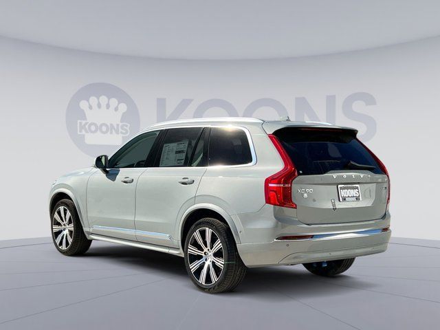 2025 Volvo XC90 Plus