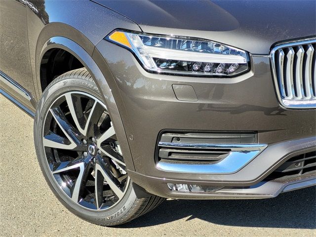 2025 Volvo XC90 Plus