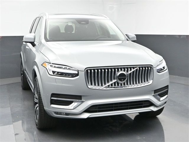 2025 Volvo XC90 Plus