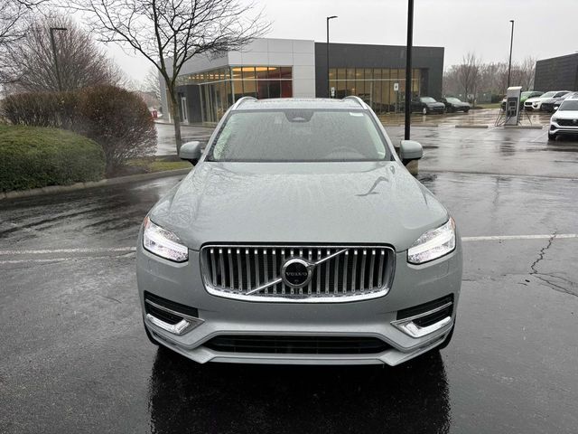 2025 Volvo XC90 Plus