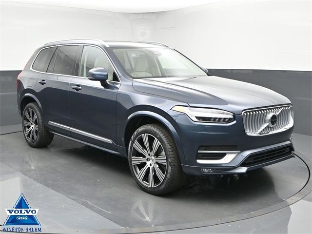 2025 Volvo XC90 Plus