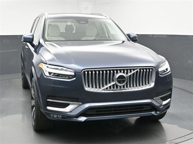 2025 Volvo XC90 Plus