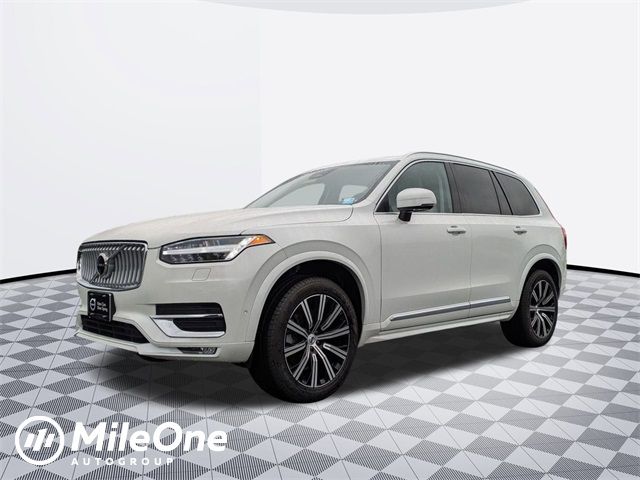 2025 Volvo XC90 Plus