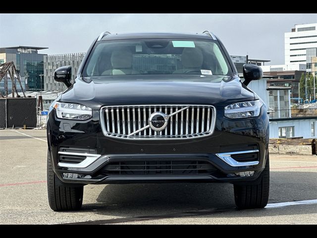 2025 Volvo XC90 Plus