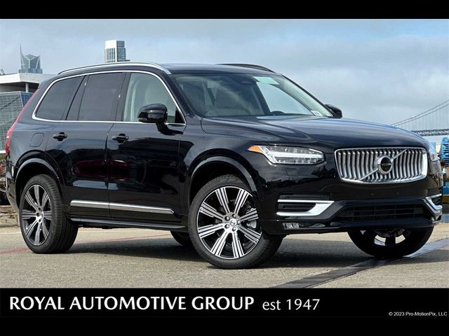 2025 Volvo XC90 Plus