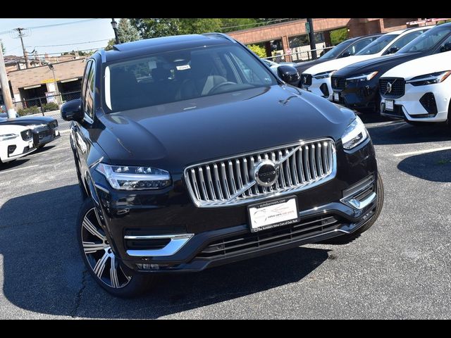 2025 Volvo XC90 Plus