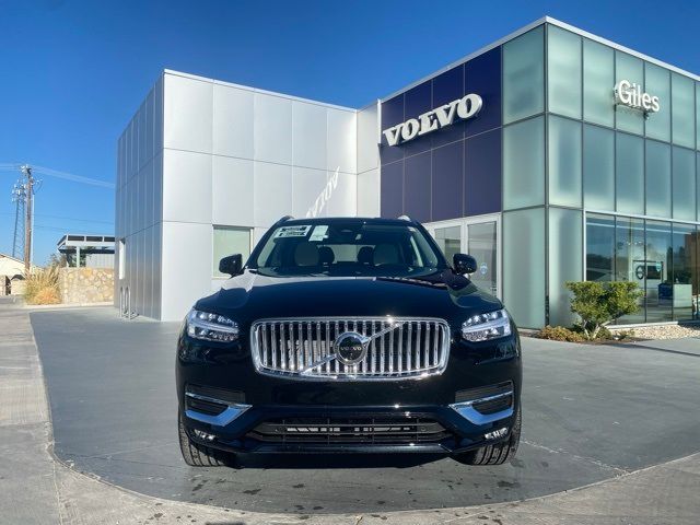 2025 Volvo XC90 Plus