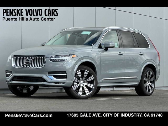 2025 Volvo XC90 Plus