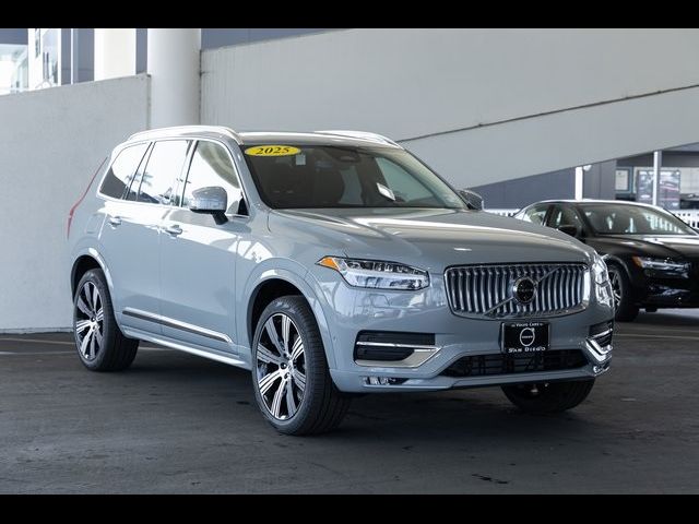 2025 Volvo XC90 Plus