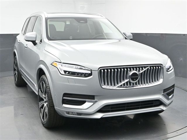 2025 Volvo XC90 Plus