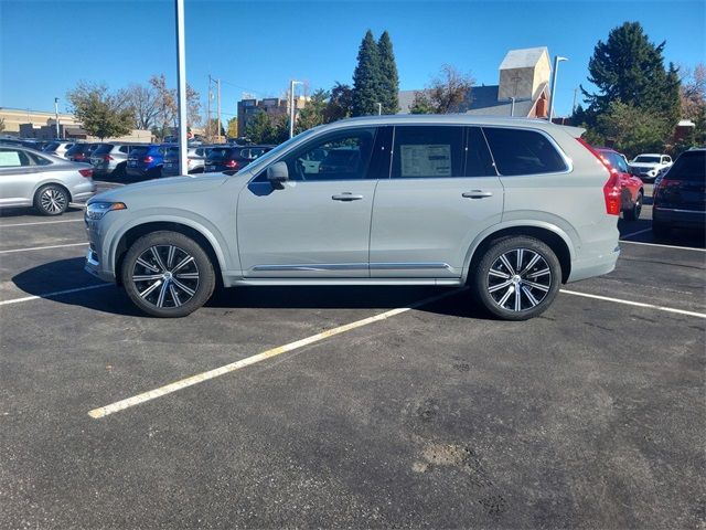 2025 Volvo XC90 Plus