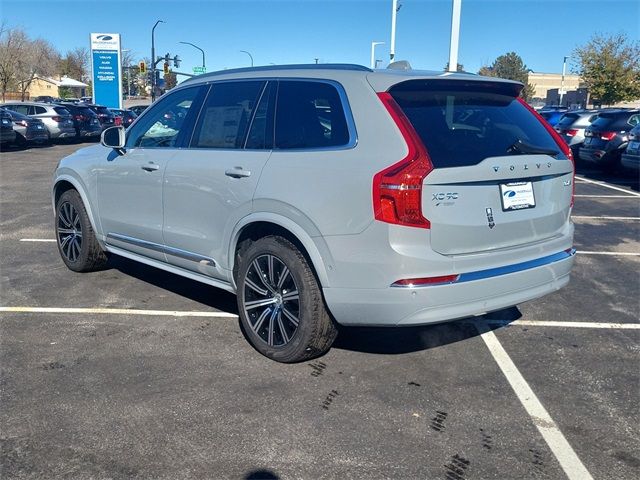 2025 Volvo XC90 Plus