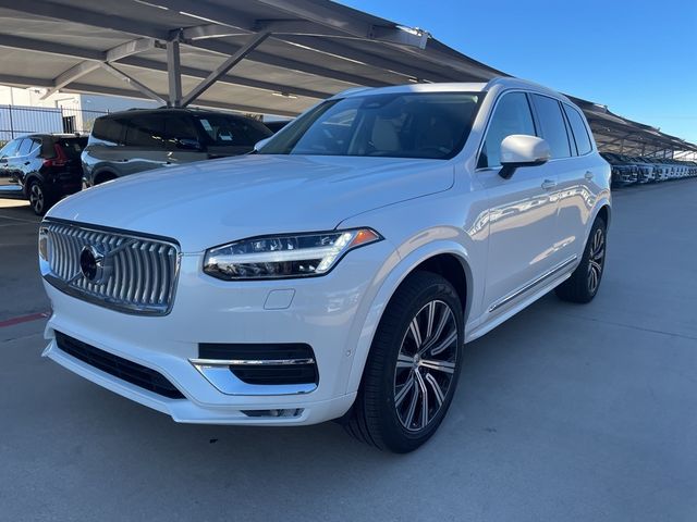 2025 Volvo XC90 Plus