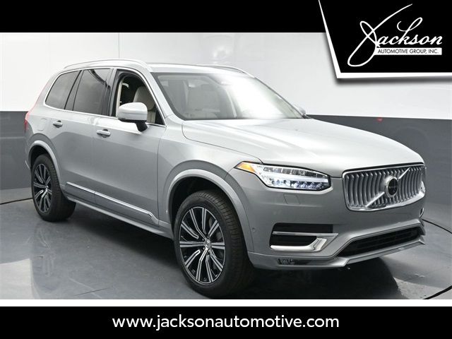 2025 Volvo XC90 Plus