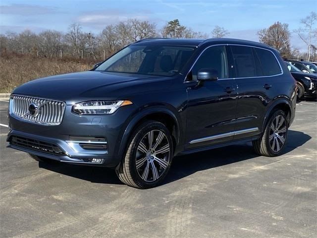 2025 Volvo XC90 Plus