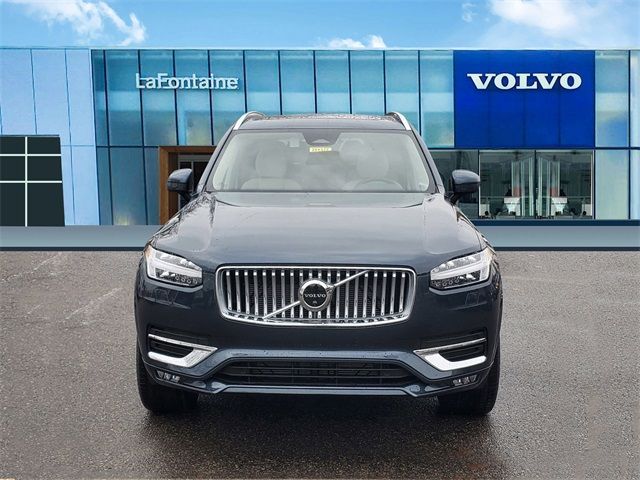 2025 Volvo XC90 Plus