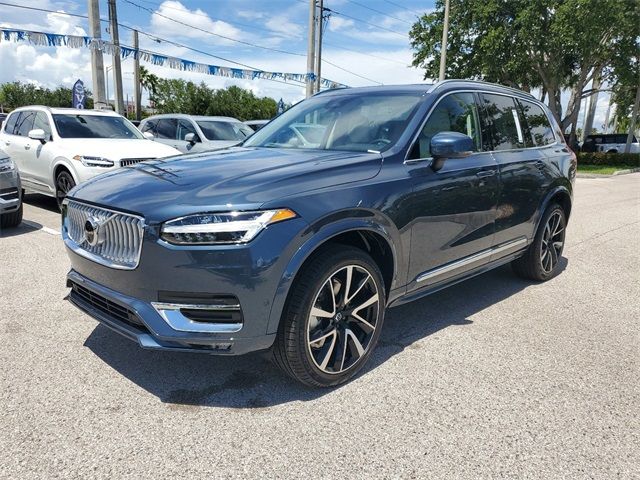 2025 Volvo XC90 Plus