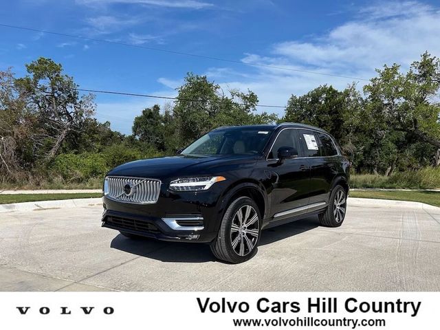 2025 Volvo XC90 Plus