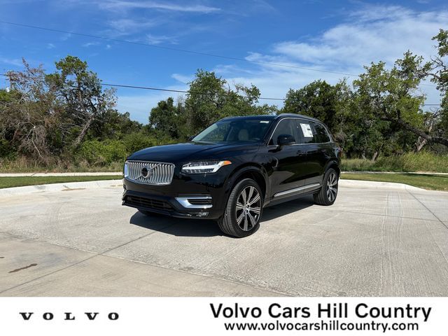 2025 Volvo XC90 Plus