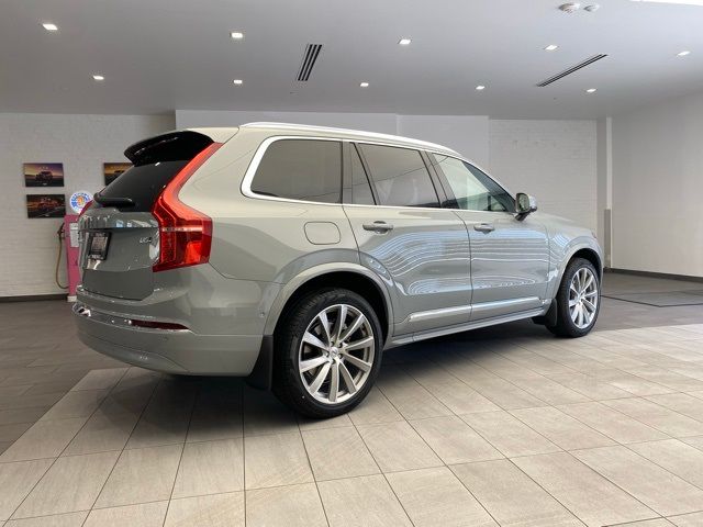 2025 Volvo XC90 Plus