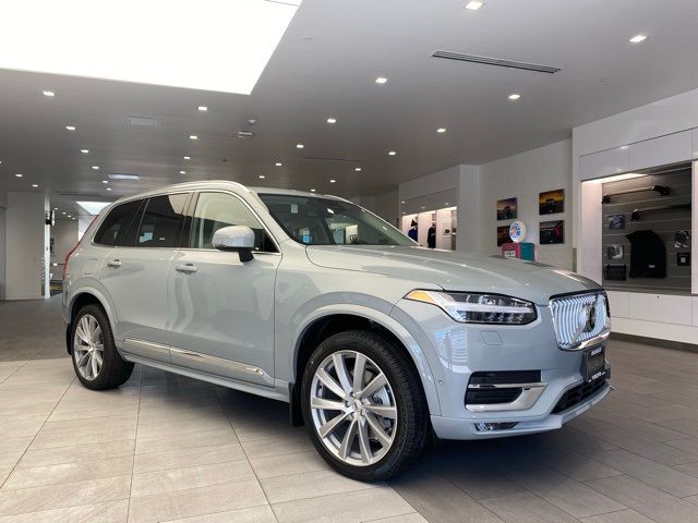 2025 Volvo XC90 Plus