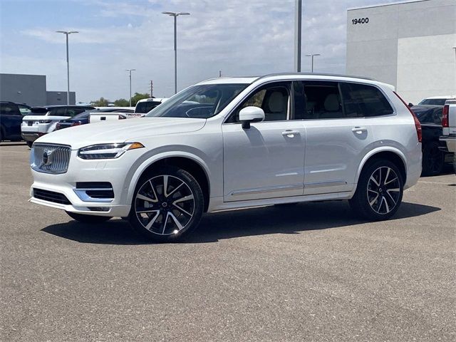 2025 Volvo XC90 Plus