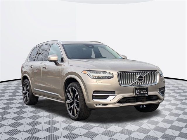 2025 Volvo XC90 Plus