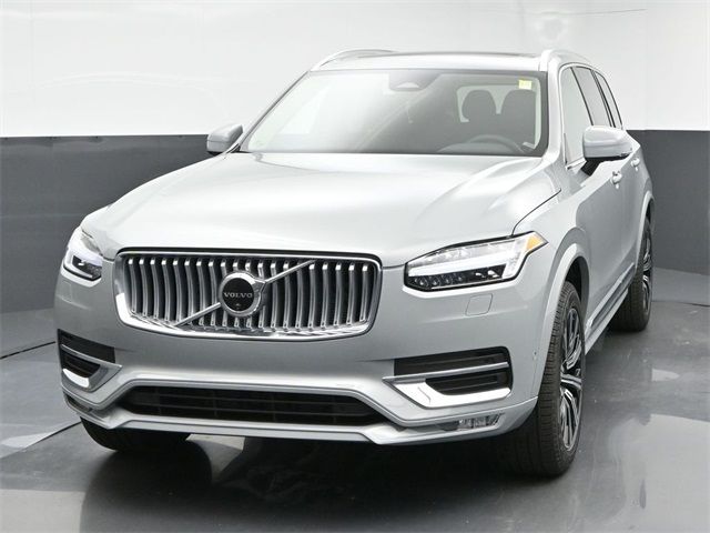 2025 Volvo XC90 Plus