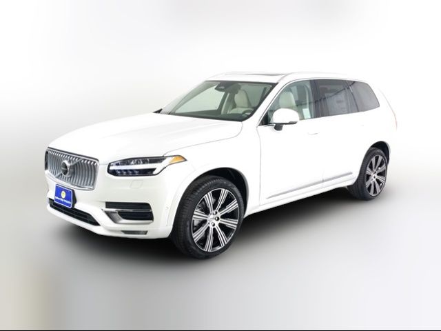 2025 Volvo XC90 Plus