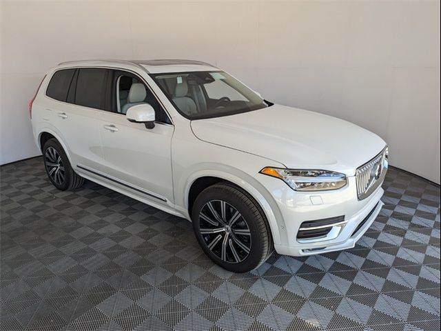 2025 Volvo XC90 Plus