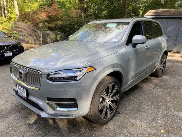 2025 Volvo XC90 Plus