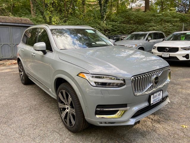 2025 Volvo XC90 Plus