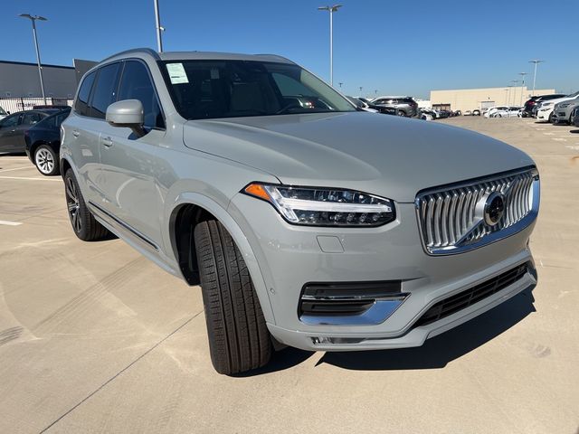 2025 Volvo XC90 Plus