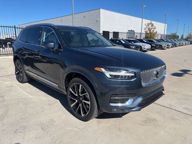 2025 Volvo XC90 Plus