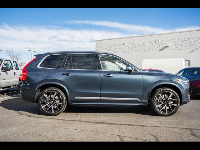 2025 Volvo XC90 Plus