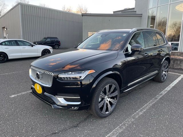 2025 Volvo XC90 Plus