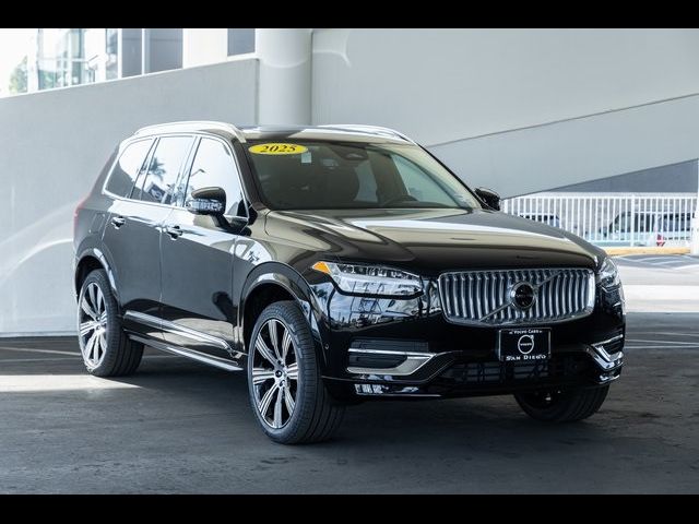 2025 Volvo XC90 Plus