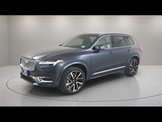 2025 Volvo XC90 Plus