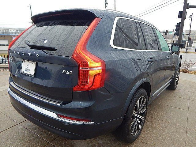 2025 Volvo XC90 Plus