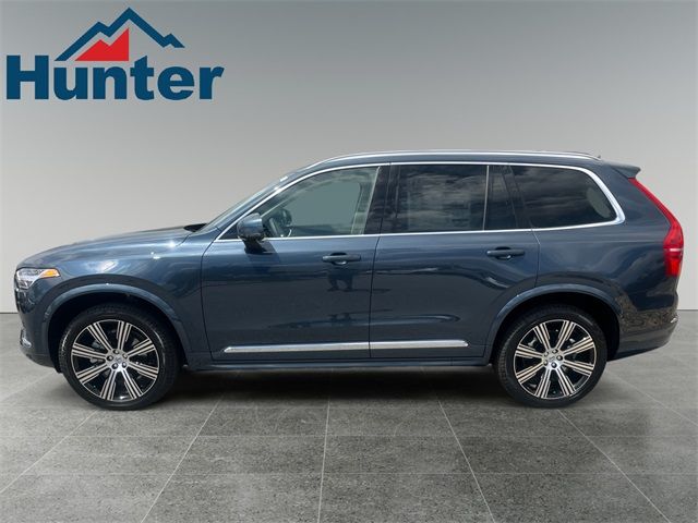 2025 Volvo XC90 Plus