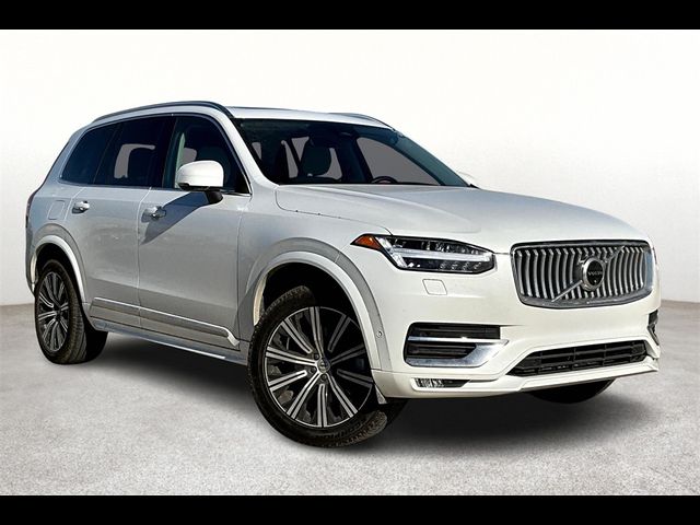 2025 Volvo XC90 Plus