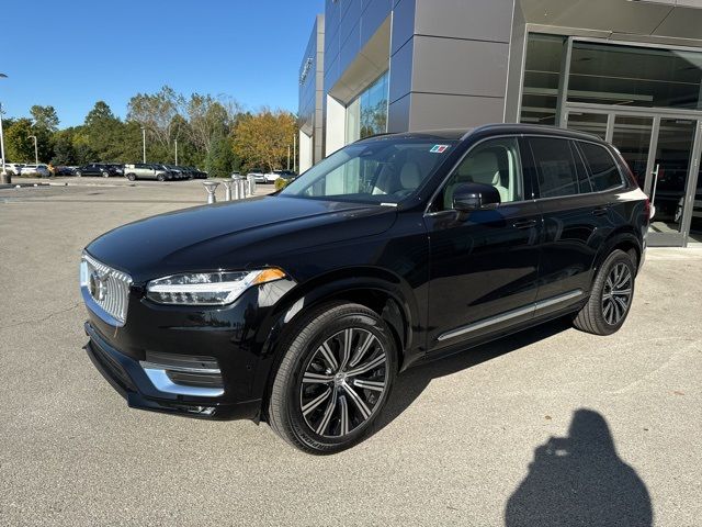 2025 Volvo XC90 Plus