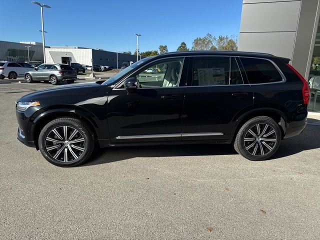 2025 Volvo XC90 Plus