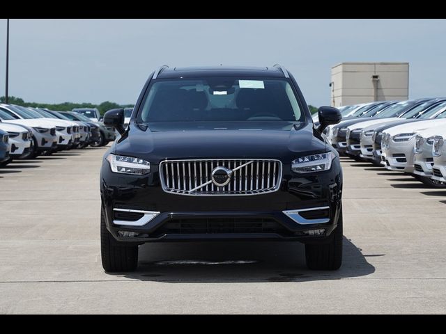 2025 Volvo XC90 Plus