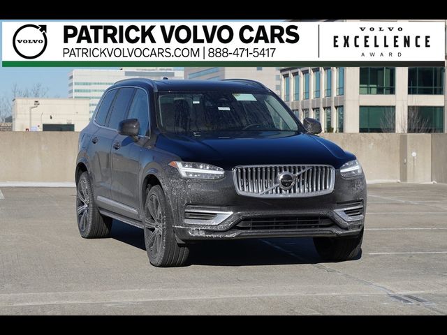 2025 Volvo XC90 Plus