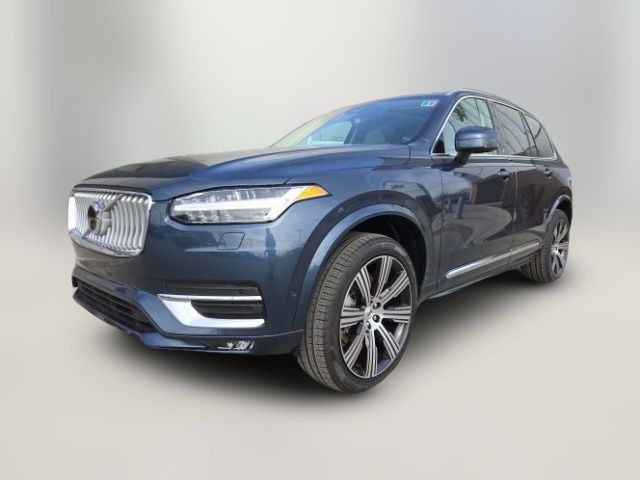 2025 Volvo XC90 Plus