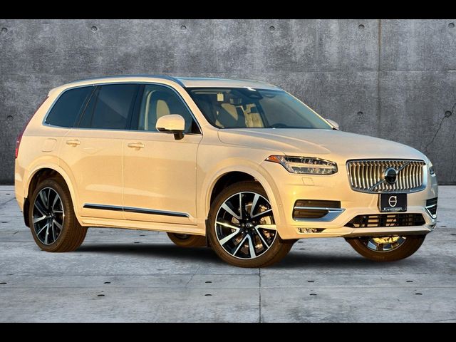 2025 Volvo XC90 Plus