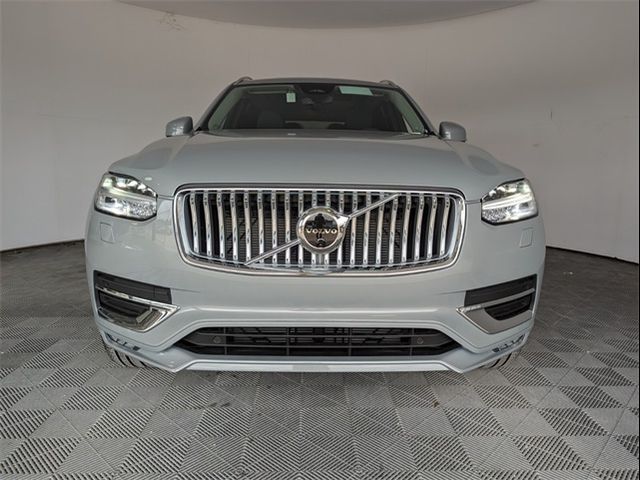 2025 Volvo XC90 Plus